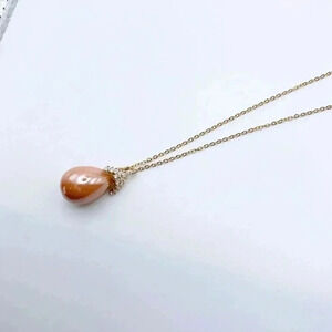 DROP Orange Pearl Necklace